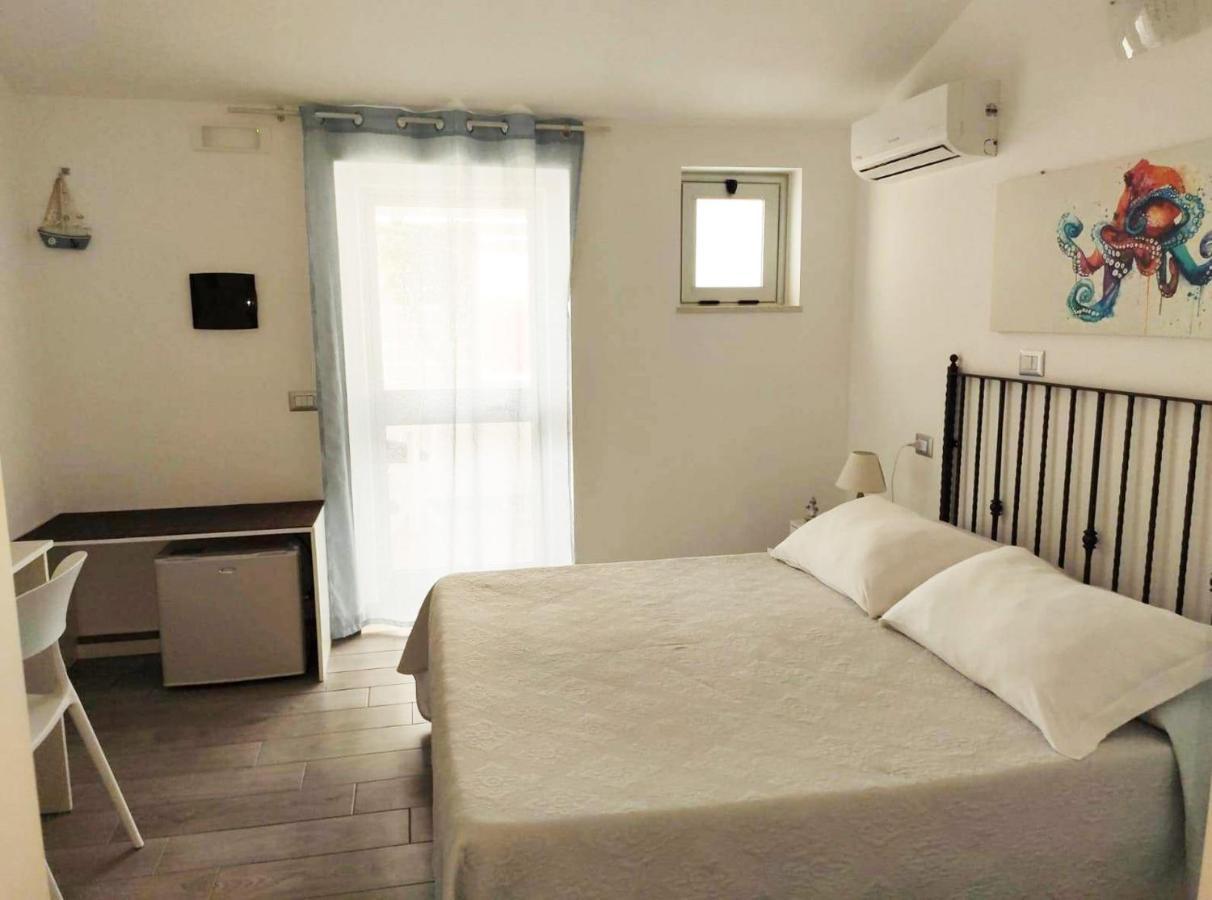 B&B Capo Rizzuto Fronte Mare المظهر الخارجي الصورة