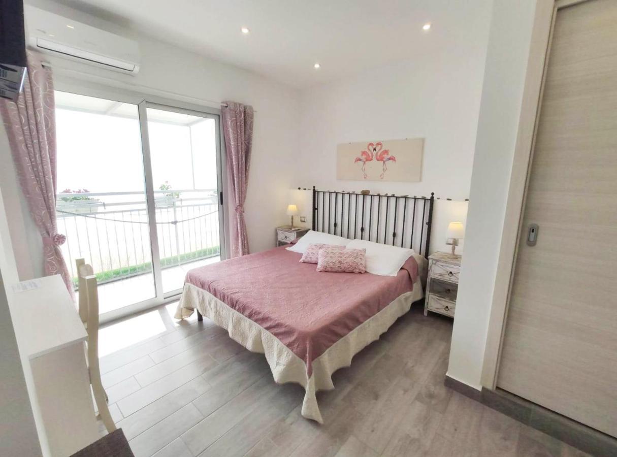 B&B Capo Rizzuto Fronte Mare المظهر الخارجي الصورة